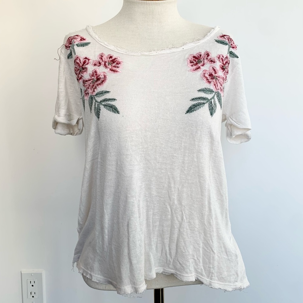 Anthropologie-White Tee with Pink Floral Embroidery